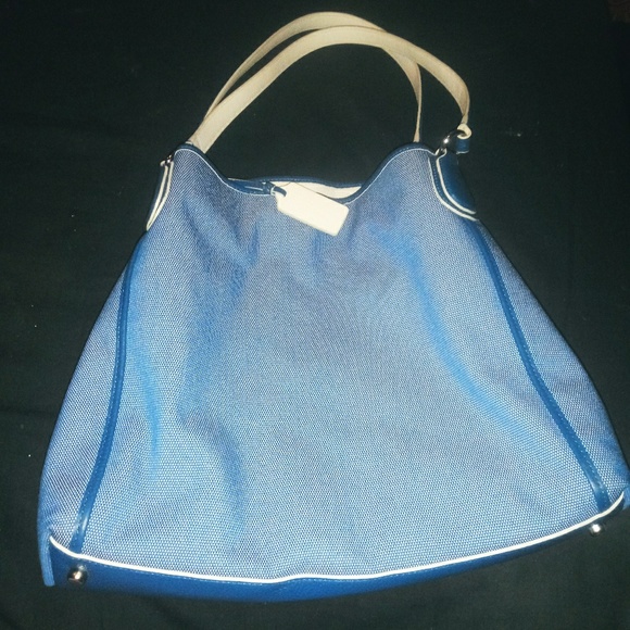 Coach Edie Horse and Carriage and Denim Handbag - Picture 2 of 8